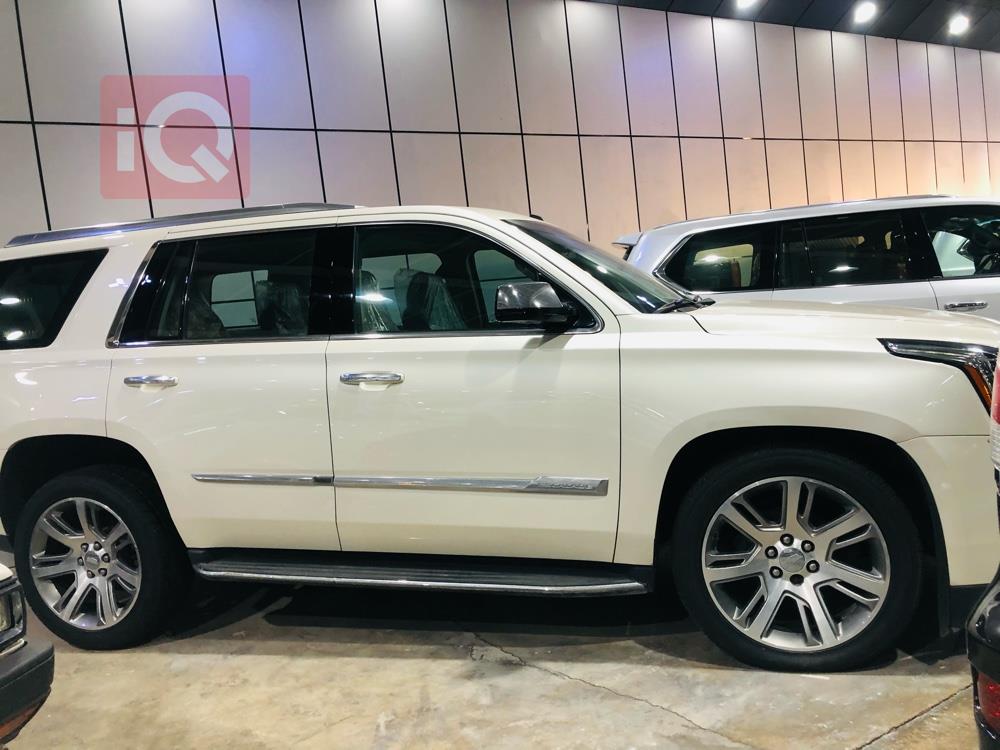 كاديلاك اسكاليد